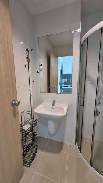 Knightsbridge Sky River Ocean, Samut Prakan, 111 Sukhumvit Road, Pak Nam, Muang Samut Prakarn, Samut Prakan, 1 Bedroom, 26 sqm, Condo For Rent, by Nattayaporn Peumkul (Benz), 500470094 - DDproperty.com