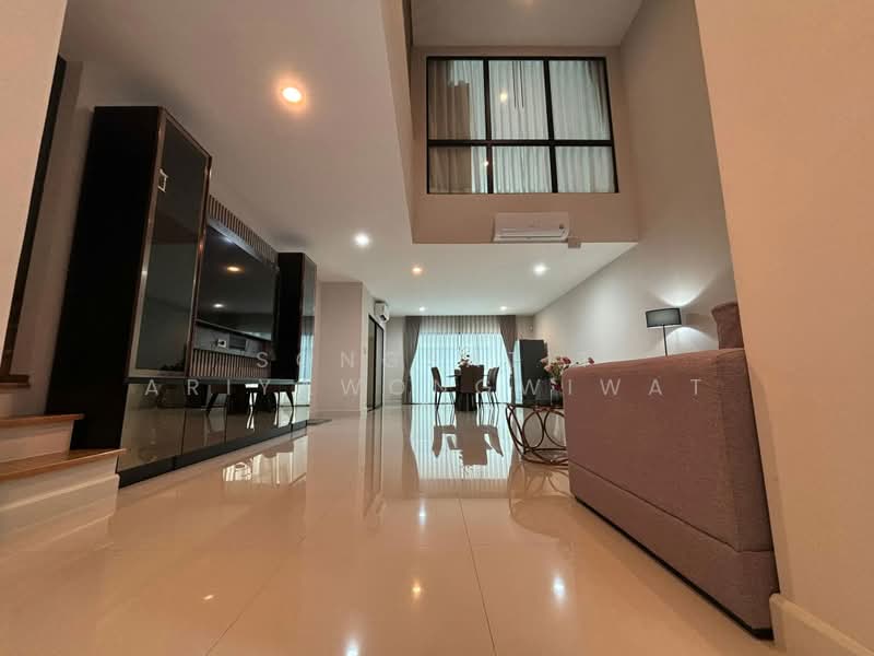 Nirvana Define Srinakarin-Rama 9, Bangkok, Srinakarin - Rom Klao Road, Saphan Sung, Bangkok, 3 Bedrooms, 285 sqm, Townhouse For Rent, by Songsatit Ariyawongwiwat, 500470095 - DDproperty.com