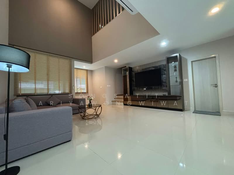 Nirvana Define Srinakarin-Rama 9, Bangkok, Srinakarin - Rom Klao Road, Saphan Sung, Bangkok, 3 Bedrooms, 285 sqm, Townhouse For Rent, by Songsatit Ariyawongwiwat, 500470095 - DDproperty.com