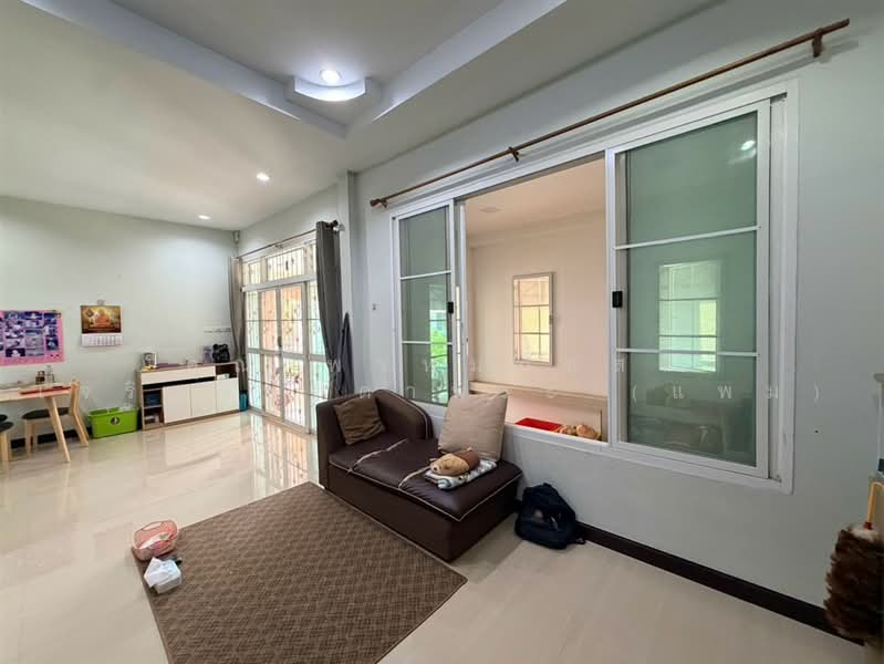 ฐานมั่นคง โครงการ 10 ซอยเอราวัณ8, Pathum Thani, ถนนคลองหลวง, Khlong Song, Khlong Luang, Pathum Thani, 3 Bedrooms, 250 sqm, Single Detached House For Sale, by คุณ พรหมภัสสร เจริญเชื้อตาพระ (แพม), 500470097 - DDproperty.com