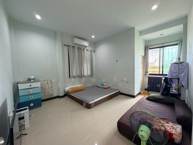 ฐานมั่นคง โครงการ 10 ซอยเอราวัณ8, Pathum Thani, ถนนคลองหลวง, Khlong Song, Khlong Luang, Pathum Thani, 3 Bedrooms, 250 sqm, Single Detached House For Sale, by คุณ พรหมภัสสร เจริญเชื้อตาพระ (แพม), 500470097 - DDproperty.com