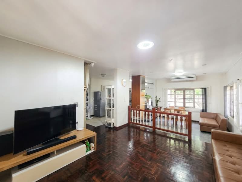 หมู่บ้าน ศรีนครพัฒนา 1 นวมินทร์ 24, Bangkok, Khlong Kum, Bueng Kum, Bangkok, 3 Bedrooms, 216 sqm, Single Detached House For Sale, by HOME Real Estate Service, 500470205 - DDproperty.com