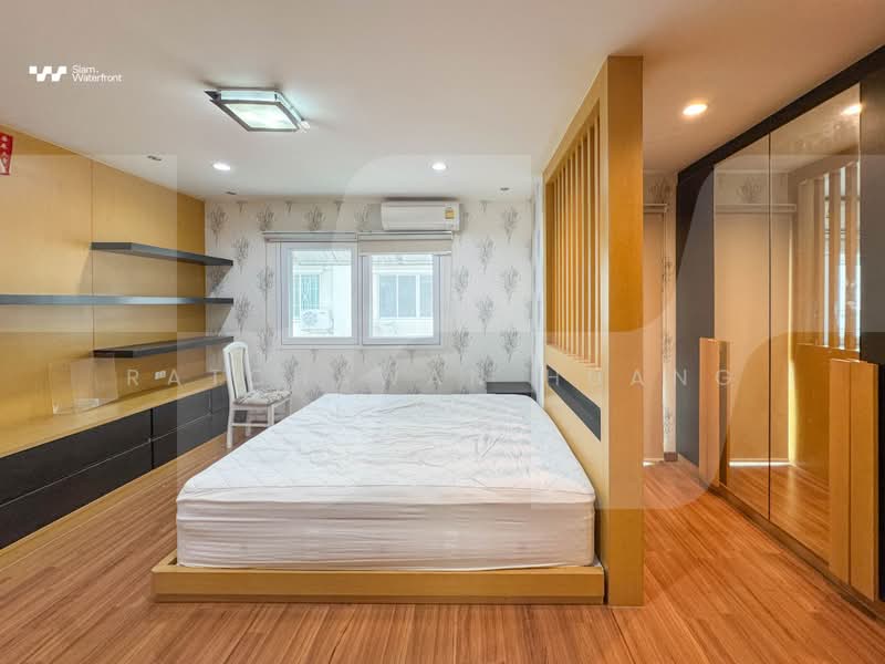 Thanapat Haus Sathorn - Narathiwas, Bangkok, Soi Chuen Chitrung, Nontri Road, Chong Nonsi, Yan Nawa, Bangkok, 6 Bedrooms, 267 sqm, Townhouse For Sale, by Ratchawan Huang, 500470209 - DDproperty.com