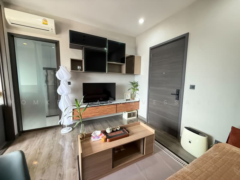 Urbano Rajavithi, Bangkok, Rajavithi Road, Bang Phlat, Bangkok, 1 Bedroom, 31 sqm, Condo For Rent, by Komkrit Arunvessased, 500470210 - DDproperty.com