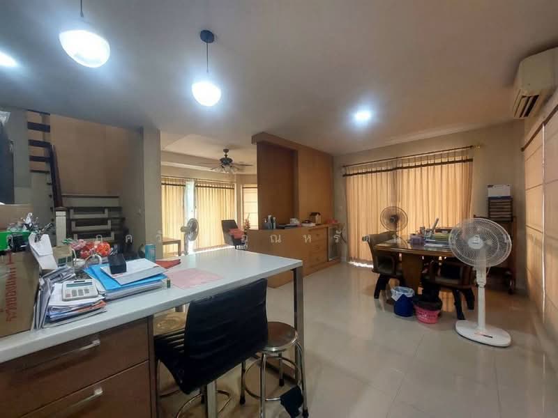 Mantana Onnut-Wongwaen, Bangkok, Sukhaphiban 2 Road, Dok Mai, Prawet, Bangkok, 3 Bedrooms, 280 sqm, Single Detached House For Sale, by คุณ ภควัต อุณหรัตน์ (อ้น), 500470211 - DDproperty.com