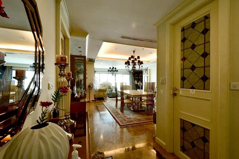 Sathorn Gardens, Bangkok, 39 South Sathorn Road, Thung Maha Mek, Sathon, Bangkok, 3 Bedrooms, 230 sqm, Condo For Sale, by Suchada Yodyiem, 500470233 - DDproperty.com