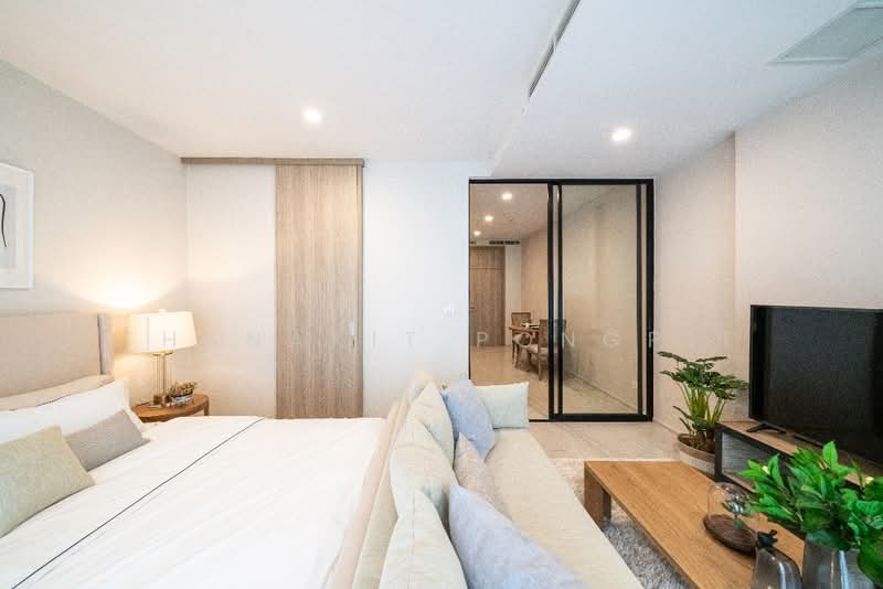 Noble Ploenchit, Bangkok, 1035 Ploenchit Road, Lumphini, Pathum Wan, Bangkok, 1 Bedroom, 47 sqm, Condo For Sale, by Thanakit Pongpit, 500470260 - DDproperty.com