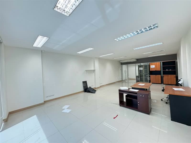 โครงการไพรม์ บิซ-โฮม (Prime Biz Home), Nonthaburi, ถนนเลียบคลองประปา-แจ้งวัฒนะ, Ban Mai, Pak Kret, Nonthaburi, , 300 sqm, Shophouse For Sale, by คุณ ภรนันท์ปภัษฬ์ สวัสดิยกุล (ปู), 500470270 - DDproperty.com
