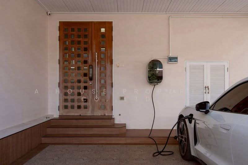 The Boulevard Sriracha, Chon Buri (Pattaya), Sriracha-Nongyaibu Road, Surasak, Si Racha, Chon Buri (Pattaya), 5 Bedrooms, 352 sqm, Single Detached House For Sale, by A House Property Co.,Ltd., 500470272 - DDproperty.com