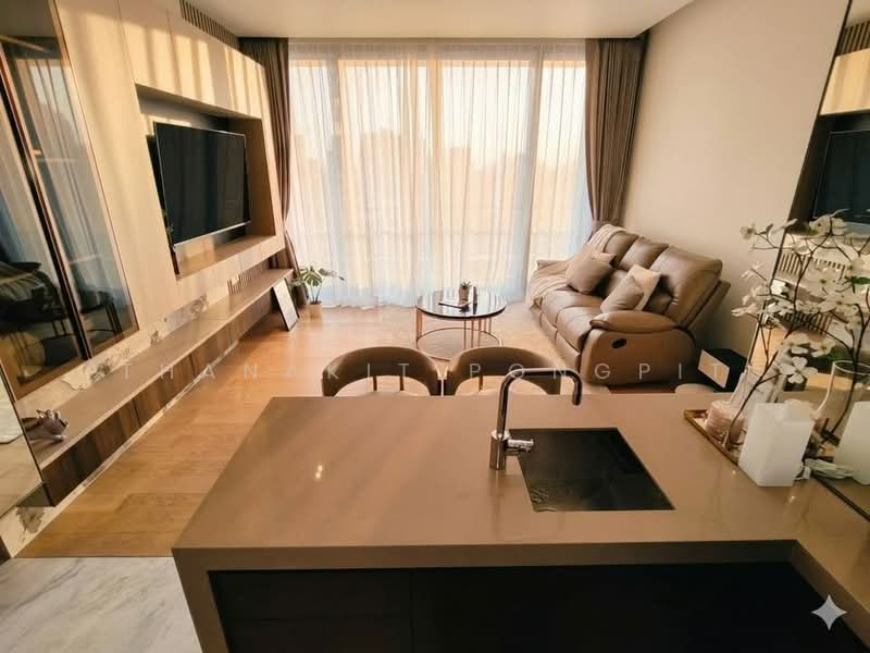 Saladaeng One, Bangkok, Sala Daeng 1 Alley, Silom, Bang Rak, Bangkok, 1 Bedroom, 56 sqm, Condo For Sale, by Thanakit Pongpit, 500470301 - DDproperty.com