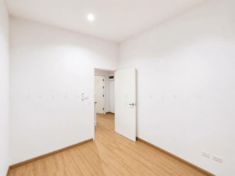 P Residence Phetkasem-Setthakit, Samut Sakhon, Om Noi, Krathum Baen, Samut Sakhon, 3 Bedrooms, 76 sqm, Townhouse For Sale, by ภัทรนัน อิศรางกูร ณ อยุธยา, 500470312 - DDproperty.com