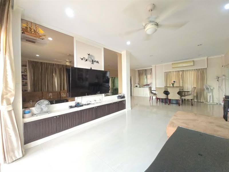 คาซ่า วิลล์ รังสิต-คลอง2 (Casa Ville Rangsit-Klong 2), ปทุมธานี, ถนนรังสิต-นครนายก, ประชาธิปัตย์, ธัญบุรี, ปทุมธานี, 280 ตร.ม., บ้านเดี่ยว ขาย, โดย คุณ เพ็ชรจุตพร เพ่งรุ่งเรืองวงษ์ (เพ็ชร), 500470338 - DDproperty.com