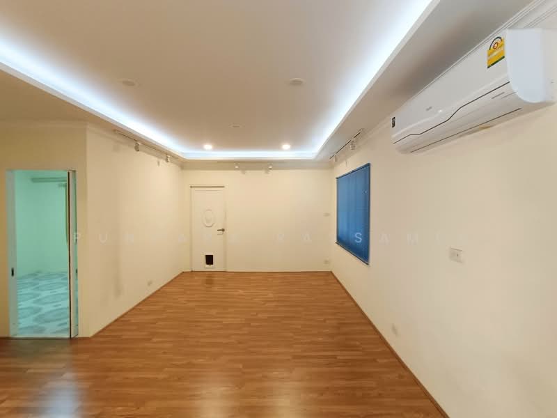 หมู่บ้านฟ้าคราม ลำลูกกาคลอง 2, Pathum Thani, Khu Khot, Lam Luk Ka, Pathum Thani, 3 Bedrooms, 120 sqm, Single Detached House For Sale, by Punpapa Rassamee, 500470346 - DDproperty.com