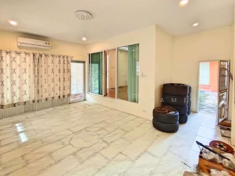 หมู่บ้านฟ้าคราม ลำลูกกาคลอง 2, Pathum Thani, Khu Khot, Lam Luk Ka, Pathum Thani, 3 Bedrooms, 120 sqm, Single Detached House For Sale, by Punpapa Rassamee, 500470346 - DDproperty.com