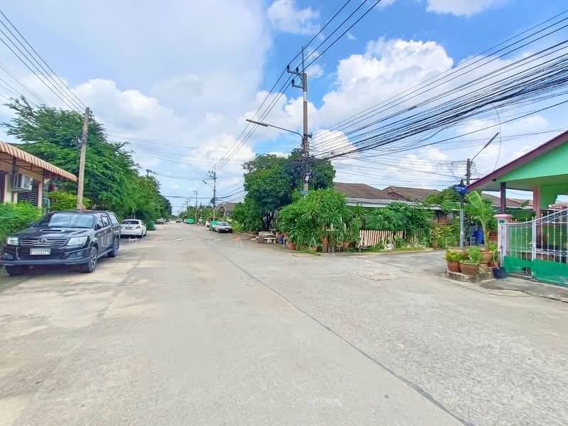 หมู่บ้านฟ้าคราม ลำลูกกาคลอง 2, Pathum Thani, Khu Khot, Lam Luk Ka, Pathum Thani, 3 Bedrooms, 120 sqm, Single Detached House For Sale, by Punpapa Rassamee, 500470346 - DDproperty.com