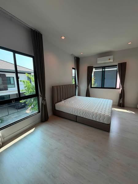 Zerene Ratchaphruek-Chaengwattana, Nonthaburi, Khlong Khoi, Pak Kret, Khlong Khoi, Pak Kret, Nonthaburi, 5 Bedrooms, 174 sqm, Single Detached House For Sale, by ปริญญ์ จิรกุลกิตติ์, 500470347 - DDproperty.com