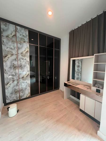 Zerene Ratchaphruek-Chaengwattana, Nonthaburi, Khlong Khoi, Pak Kret, Khlong Khoi, Pak Kret, Nonthaburi, 5 Bedrooms, 174 sqm, Single Detached House For Sale, by ปริญญ์ จิรกุลกิตติ์, 500470347 - DDproperty.com
