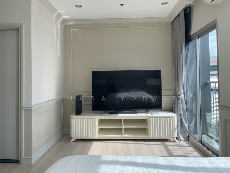 Noble Revolve Ratchada, Bangkok, 38 Ratchadapisek Road, Huai Khwang, Huai Khwang, Bangkok, 2 Bedrooms, 58 sqm, Condo For Sale, by Suchada Yodyiem, 500470386 - DDproperty.com