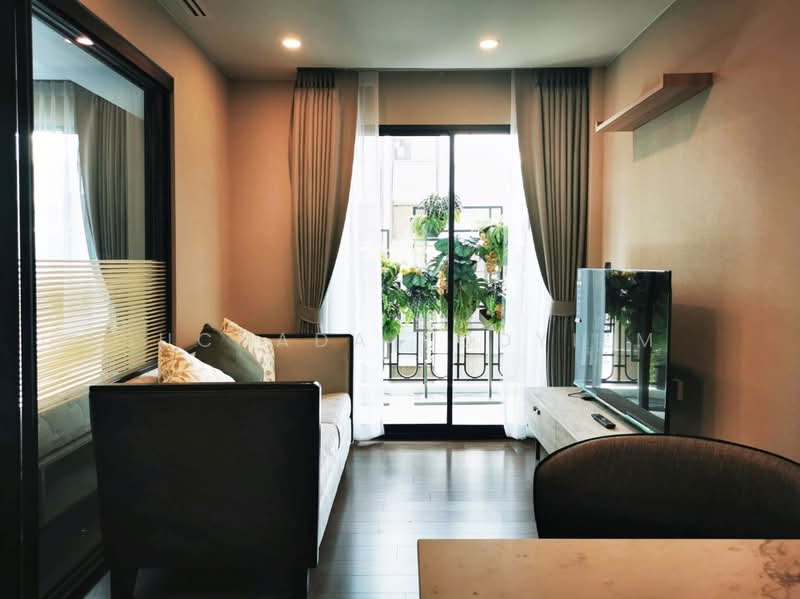 Na Vara Residence : ณ วรา เรสซิเดนส์, กรุงเทพ, 33/6 ซอย หลังสวน, ลุมพินี, ปทุมวัน, กรุงเทพ, 44 ตร.ม., คอนโด ขาย, โดย Suchada Yodyiem, 500470408 - DDproperty.com
