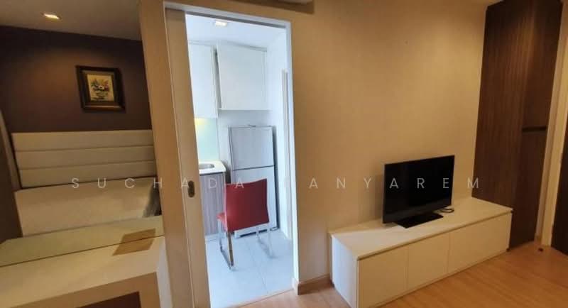 Urbano Absolute Sathon-Taksin, Bangkok, 345 Charoen Nakhon 14/2 Alley, Khlong Ton Sai, Khlong San, Bangkok, 1 Bedroom, 30 sqm, Condo For Rent, by Suchada Panyarem, 500470409 - DDproperty.com