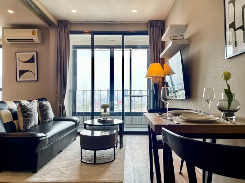 Q Chidlom-Phetchaburi, Bangkok, 1088 Phetchaburi Road, Makkasan, Ratchathewi, Bangkok, 1 Bedroom, 47 sqm, Condo For Rent, by Komkrit Arunvessased, 500470410 - DDproperty.com