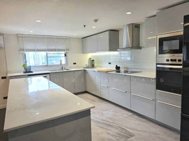 Sathorn Park Place, Bangkok, 27 Sathorn, Thung Maha Mek, Sathon, Bangkok, 3 Bedrooms, 341 sqm, Condo For Rent, by Kanrutai Dawruang, 500470413 - DDproperty.com