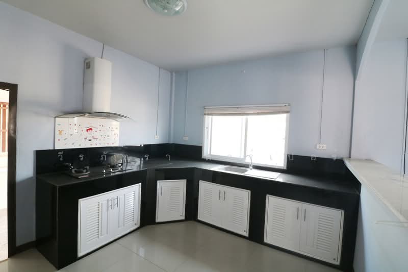 2 Brm 2 Bth Home & Commercial Property for Sale, Non San Nong Bua Lam Phu, Nong Bua Lam Phu, Nong Sawan, Muang Nong Bua Lam Phu, Nong Bua Lam Phu, , 450 sqm, Warehouse/Factory For Sale, by วีรภัทรา ดาร์เปอร์, 500470414 - DDproperty.com