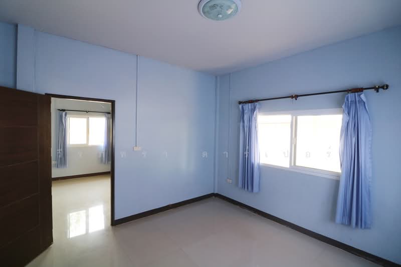 ขายบ้าน 2 ห้องนอน 2 ห้องน้ำ พร้อมอาคารพาณิชย์ โนนสาร หนองบัวลำภู, หนองบัวลำภู, หนองสวรรค์, เมืองหนองบัวลำภู, หนองบัวลำภู, 450 ตร.ม., โกดัง-โรงงาน ขาย, โดย วีรภัทรา ดาร์เปอร์, 500470414 - DDproperty.com