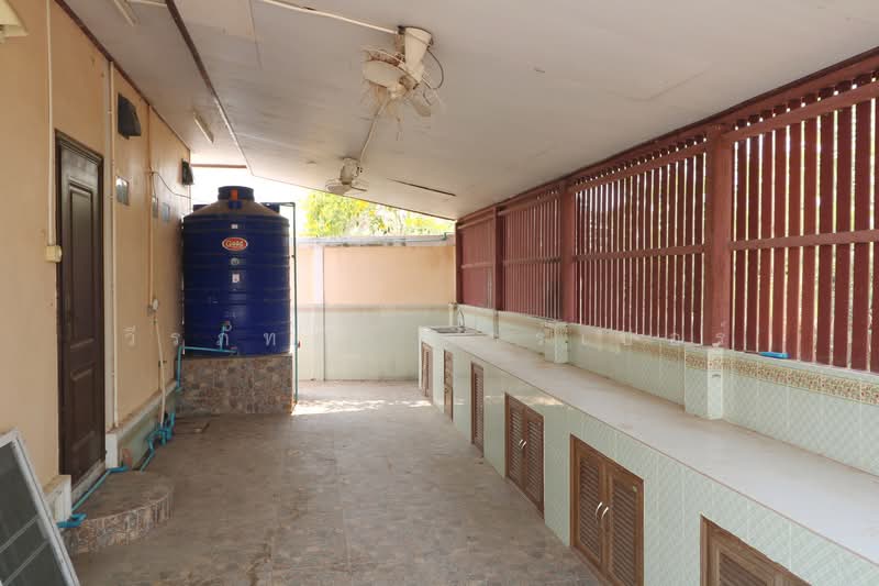 2 Brm 2 Bth Home & Commercial Property for Sale, Non San Nong Bua Lam Phu, Nong Bua Lam Phu, Nong Sawan, Muang Nong Bua Lam Phu, Nong Bua Lam Phu, , 450 sqm, Warehouse/Factory For Sale, by วีรภัทรา ดาร์เปอร์, 500470414 - DDproperty.com