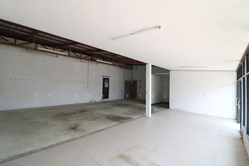 2 Brm 2 Bth Home & Commercial Property for Sale, Non San Nong Bua Lam Phu, Nong Bua Lam Phu, Nong Sawan, Muang Nong Bua Lam Phu, Nong Bua Lam Phu, , 450 sqm, Warehouse/Factory For Sale, by วีรภัทรา ดาร์เปอร์, 500470414 - DDproperty.com