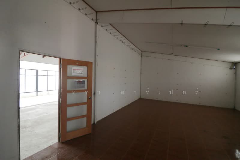 ขายบ้าน 2 ห้องนอน 2 ห้องน้ำ พร้อมอาคารพาณิชย์ โนนสาร หนองบัวลำภู, หนองบัวลำภู, หนองสวรรค์, เมืองหนองบัวลำภู, หนองบัวลำภู, 450 ตร.ม., โกดัง-โรงงาน ขาย, โดย วีรภัทรา ดาร์เปอร์, 500470414 - DDproperty.com