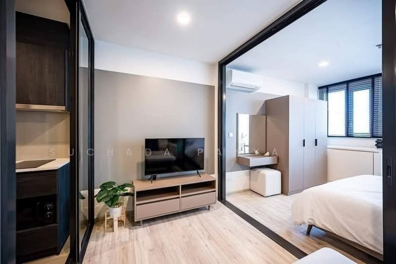 XT Huaikhwang, Bangkok, 244 Ratchadaphisek Road, Huai Khwang, Bangkok, 1 Bedroom, 30 sqm, Condo For Rent, by Suchada Panyarem, 500470431 - DDproperty.com