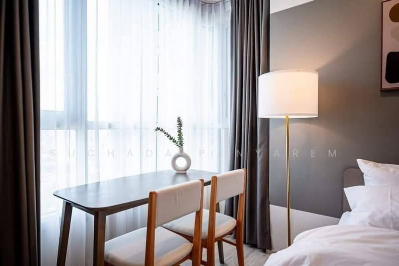 XT Huaikhwang, Bangkok, 244 Ratchadaphisek Road, Huai Khwang, Bangkok, 1 Bedroom, 30 sqm, Condo For Rent, by Suchada Panyarem, 500470431 - DDproperty.com