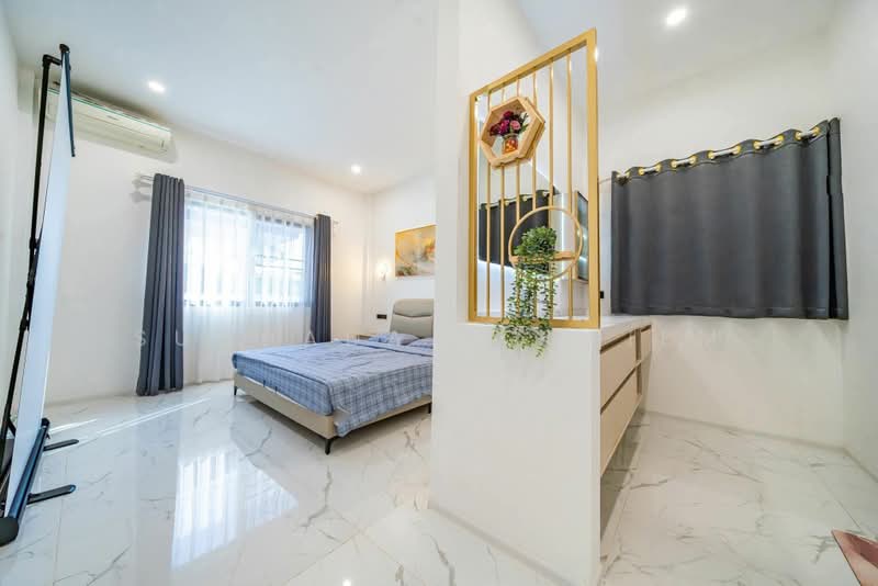 undefined, Chon Buri (Pattaya), Nong Pru, Bang Lamung (Pattaya), Chon Buri (Pattaya), 5 Bedrooms, 350 sqm, Single Detached House For Sale, by Suchada Yodyiem, 500470453 - DDproperty.com
