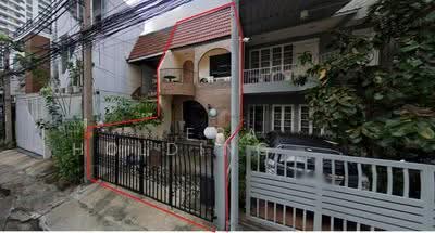 ขาย - 2 ชั้น ขายพร้อมผู้เช่า, กรุงเทพ