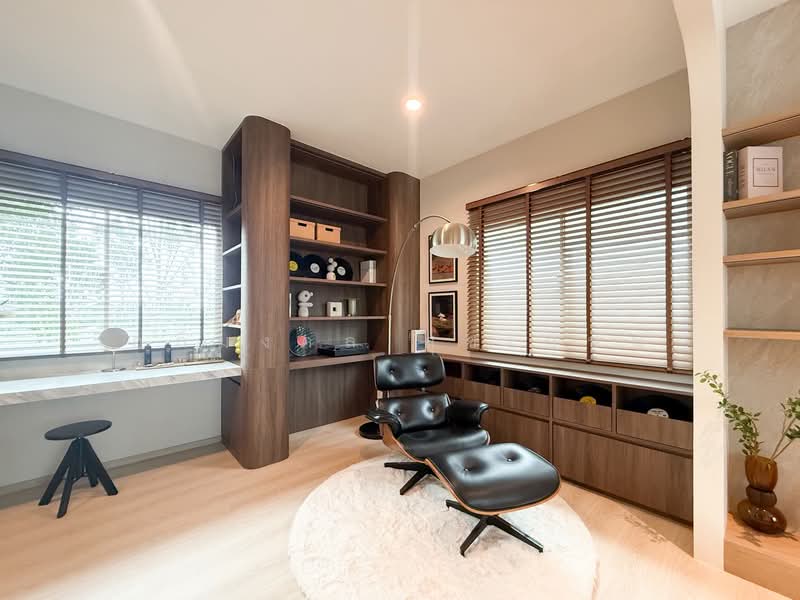 Nirvana Absolute Bangna, Samut Prakan, Parallel road, Bangna-Trad Road, Rachathewa, Bang Plee, Samut Prakan, 4 Bedrooms, 282 sqm, Single Detached House For Sale, by อภิมงคล สุขเกษม, 500470491 - DDproperty.com