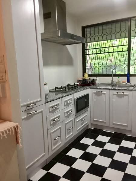 For Sale,House by the Klong A Townhome in private compound,Onnut soi 21/1, Bangkok, Suan Luang, Bangkok, 4 Bedrooms, 280 sqm, Townhouse For Sale, by ณปภัช ธวงค์ไพ, 500470494 - DDproperty.com