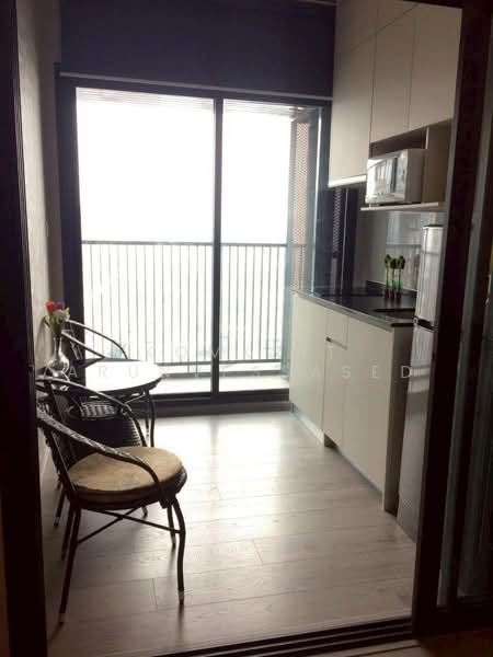 Whizdom Avenue Ratchada-Ladprao, Bangkok, Ladprao Road, Jom Phon, Chatuchak, Bangkok, 1 Bedroom, 32 sqm, Condo For Rent, by Komkrit Arunvessased, 500470497 - DDproperty.com