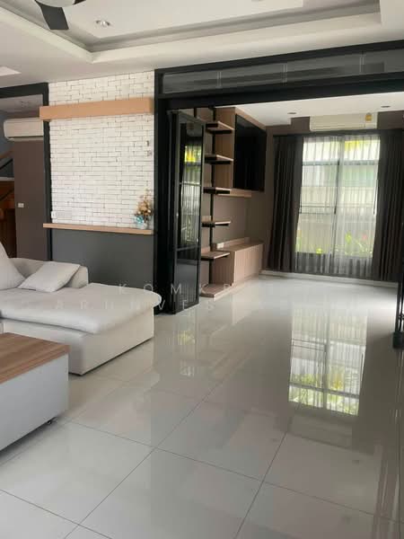 The Palm Pattanakarn, Bangkok, Phatthanakan Road, Suan Luang, Bangkok, 4 Bedrooms, 280 sqm, Single Detached House For Rent, by Komkrit Arunvessased, 500470515 - DDproperty.com
