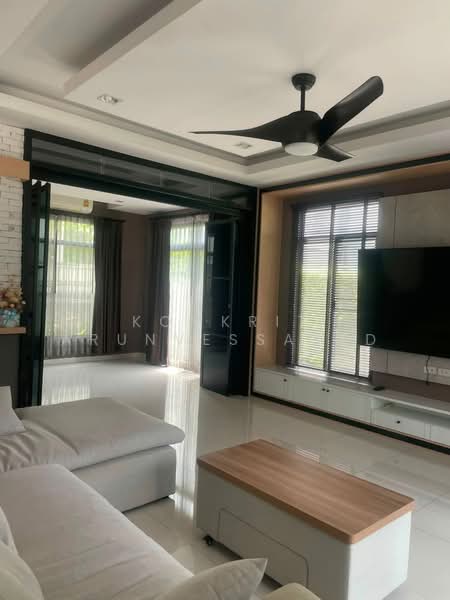 The Palm Pattanakarn, Bangkok, Phatthanakan Road, Suan Luang, Bangkok, 4 Bedrooms, 280 sqm, Single Detached House For Rent, by Komkrit Arunvessased, 500470515 - DDproperty.com