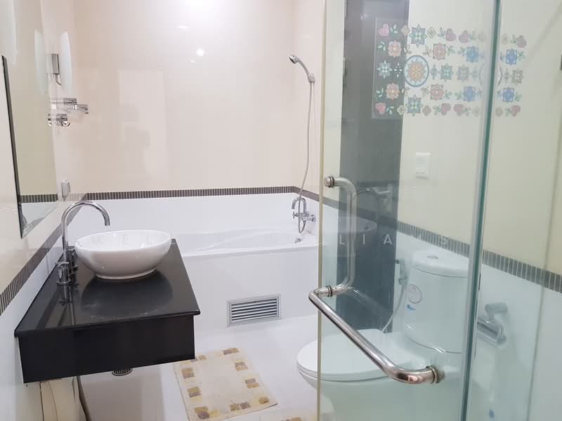 Baan Klang Krung Siam-Pathumwan, Bangkok, Petchburi Road, Thanon Phetchaburi, Ratchathewi, Bangkok, 1 Bedroom, 55 sqm, Condo For Rent, by Keller Williams, 500470521 - DDproperty.com