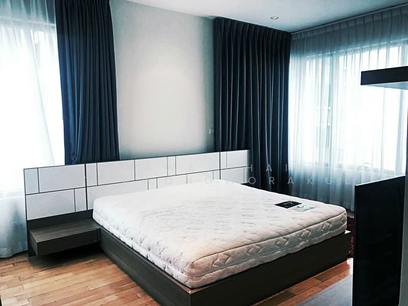 The Emporio Place, Bangkok, 93 Soi Sukhumvit 24, Sukhumvit Road, Khong Tan, Khlong Toei, Bangkok, 2 Bedrooms, 95 sqm, Condo For Rent, by Thawatchai Methawongworakul, 500470535 - DDproperty.com