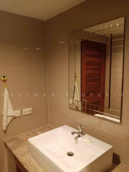 Sukhumvit Suite, Bangkok, 19 Soi Sukhumvit 13, Khlongtoei Nua, Watthana, Bangkok, 1 Bedroom, 40 sqm, Condo For Rent, by Caveman Property, 500470541 - DDproperty.com
