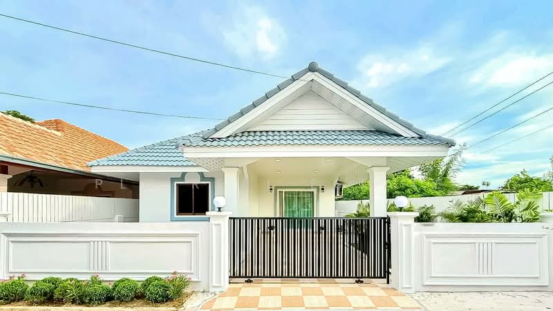 Corner House for Sale Khao Noi East Pattaya 3Bed Fully Furnished, Chon Buri (Pattaya), Bang Lamung, Bang Lamung (Pattaya), Chon Buri (Pattaya), 3 Bedrooms, 172 sqm, Single Detached House For Sale, by PLC real estate, 500470544 - DDproperty.com