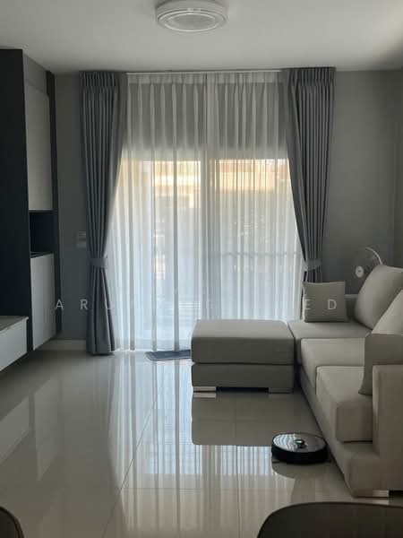 Mantana Motorway-New Krungthepkreetha, Bangkok, Phatthana Chonnabot 4 Road, Khlong Song Ton Nun, Lat Krabang, Bangkok, 3 Bedrooms, 145 sqm, Single Detached House For Sale, by Komkrit Arunvessased, 500470571 - DDproperty.com