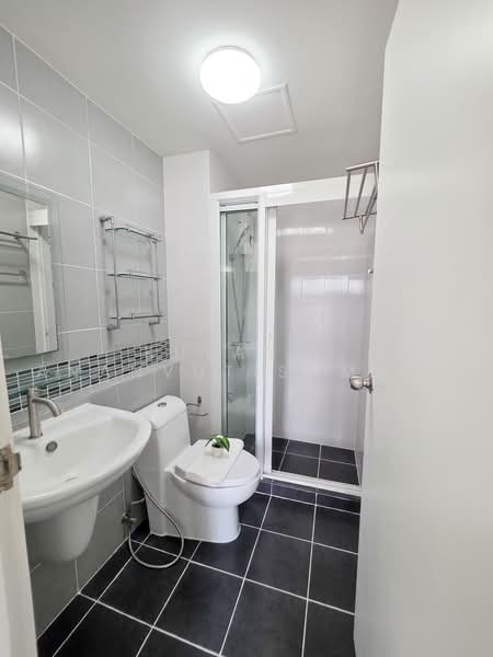 Dcondo Ramindra, Bangkok, 43 Raminthra Road, Tha Rang, Bang Khen, Bangkok, 2 Bedrooms, 60 sqm, Condo For Sale, by Kulanat Ananvutisombat, 500470588 - DDproperty.com
