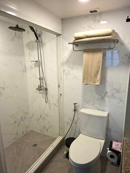 Omni Tower Sukhumvit Nana, Bangkok, 69 Sukhumvit 4 Alley, Khlong Toei, Bangkok, 1 Bedroom, 66 sqm, Condo For Sale, by Suchada Yodyiem, 500470589 - DDproperty.com
