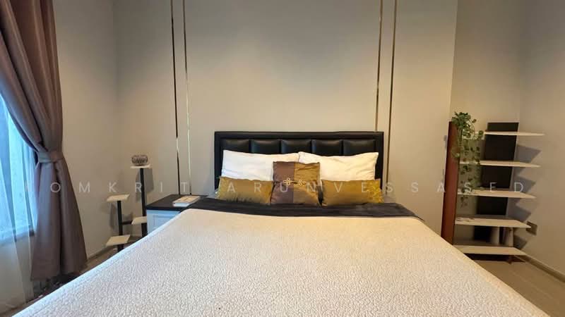 Life Asoke, Bangkok, Asoke-Dindang Road, Bang Kapi, Huai Khwang, Bangkok, 1 Bedroom, 32 sqm, Condo For Rent, by Komkrit Arunvessased, 500470590 - DDproperty.com