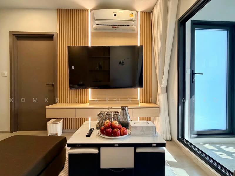 Life Phahon-Ladprao, Bangkok, 996 Phahonyothin Road, Jom Phon, Chatuchak, Bangkok, 1 Bedroom, 35 sqm, Condo For Rent, by Komkrit Arunvessased, 500470593 - DDproperty.com
