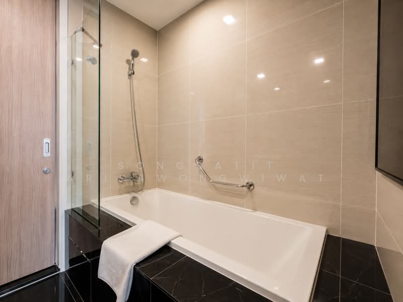 Park Origin Phrom Phong (Park 24), Bangkok, 68 Soi Sukhumvit 24, Khong Tan, Khlong Toei, Bangkok, 2 Bedrooms, 56 sqm, Condo For Rent, by Songsatit Ariyawongwiwat, 500470600 - DDproperty.com